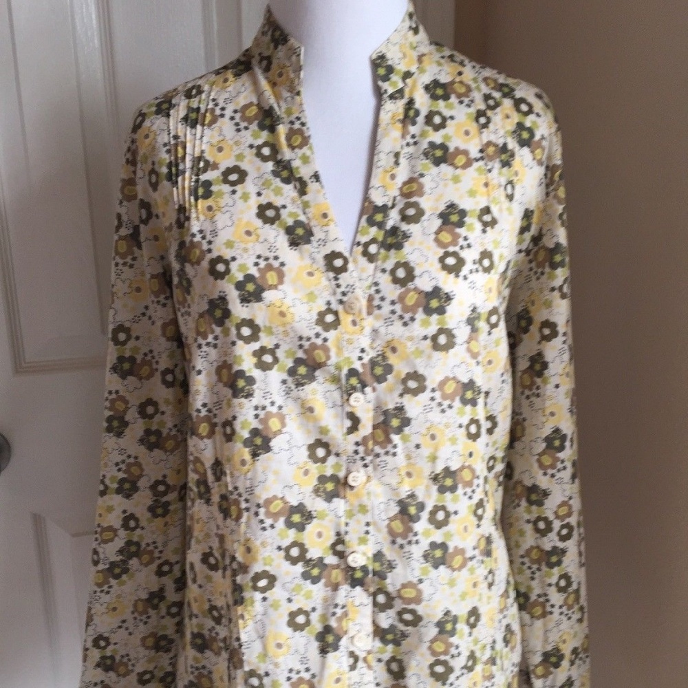 Nine West Collared Button Down Long Sleeve Large